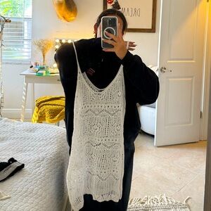 Size small bathing suit cover. SOO CUTE!!! Perfect for beach or boat